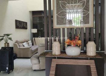 Rumah di San Lorenzo gading serpong 2 Lantai luas 9 x 18 m lb 275 m kt 4+1 km