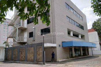 Disewa Gedung Perkantoran di Raya Darmo
