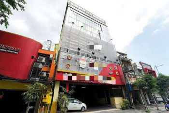 GEDUNG HOTEL MURAH JALAN RAYA WALIKOTA MUSTAJAB