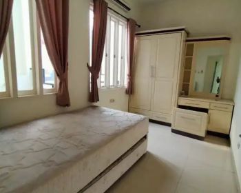 Rumah sewa kota wisata Cibubur cluster