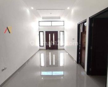 Rumah Di Cipayung Jakarta Timur Strategis Custom Suka-Suka