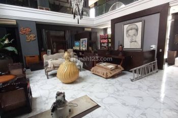Disewakan Ruang Usaha 2 Lantai Kemang Jakarta Selatan