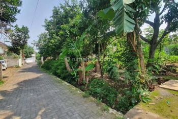 Tanah Strategis di Jl Durian Banyumanik 573 m²