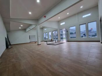 disewakan ruang usaha renov cocok untuk resto di area lembang