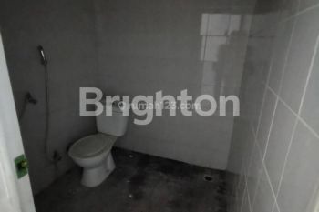 DI  RUKO PAKA CENTER, COCOK UNTUK SEGALA USAHA