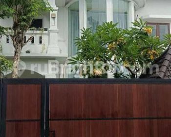 RUMAH STYLE VILLA DI PUSAT KOTA DENPASAR
