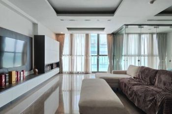 Kemang Village Residence Bloomington 3 BR Private Lift Usd 2700