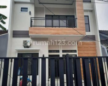 Rumah baru minimalis modern 2 lantai di Melati Mas