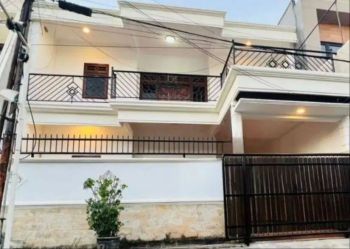 Di jual Rumah Simpang Darmo Permai Selatan