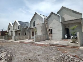 CLUSTER MURAH DEKAT RS DR OEN SOLO BARU