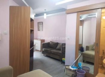 Disewakan Apartemen Mediterania 1, 1 BR Sudut Furnished Bagus