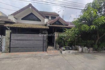 Rumah 1.5 Lt Di Komplek Tytyan Indah Dekat Sumarecon Bekasi