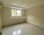 thumbnail-rumah-walet-elok-hoek-3-lantai-uk-14x17-semi-furnished-pik-11