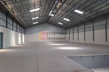 Sewa Gudang Siap Pakai,cocok Usaha Industri Pangkalan Truk Genuk Semarang 8048