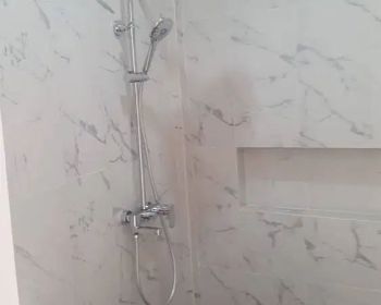 Rumah Baru Disewakan - Lokasi Strategis