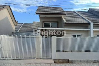 Di kan Rumah baru gress Alana Cemandi