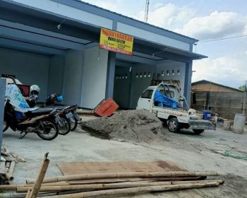 Ruko dikontrakkan lokasi strategis di Salatiga