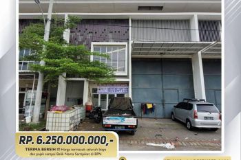 Gudang akses kebomas Gresik