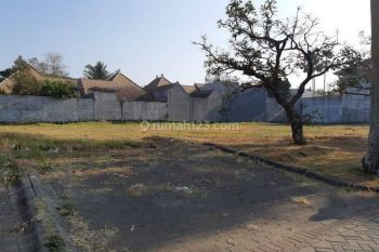 Tanah lokasi exclusive di Araya Boulevard