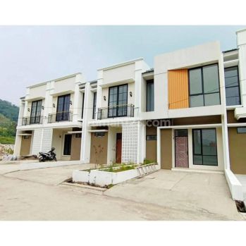 Rumah Klasik Eropa di Cipatik Bandung Barat Dekat Jalan Utama