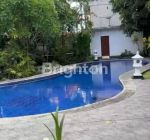 thumbnail-villa-year-at-kunti-1-center-seminyak-city-left-1-unit-3