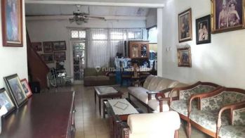 Rumah Lokasi Strategis Di Pejaten Pasar Minggu Jak Sel S7070