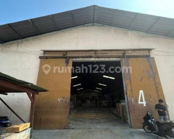 GUDANG DI SEMPER,TG.PRIOK, UK 300M², ADA OFFICE, AKSES 40FT, PARKIR LUAS, HRG