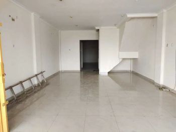 Di jual ruko Harmoni 3 Lantai Startegis Full Renov di Harapan Indah