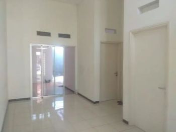 Disewa Rumah Bagus Siap Huni Di Kota Baru Parahyangan