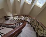 thumbnail-rumah-di-perumahan-kota-wisata-cibubur-2-lantai-shm-sudah-renovasi-11