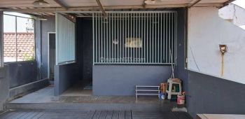 Gedung Di Lokasi Strategis Mainroad Pusat Keramaian