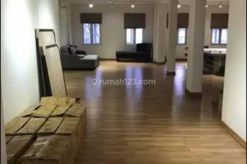 Dijual Ruko Gandeng Di Mendrisio 2 Jl. Boulevard Illago