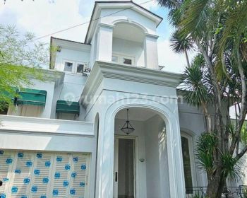 RUMAH TERAWAT DI PERMATA HIJAU LOKASI TERBAIK