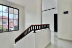 thumbnail-rumah-modern-klasik-full-renovasi-di-bintaro-jaya-sektor-9-2