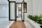 thumbnail-rumah-modern-klasik-full-renovasi-di-bintaro-jaya-sektor-9-1