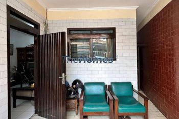 Rumah Kamar 4+1 di Tebet Barat Jual Cepat Nego Sampai Deal