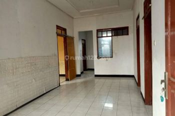 Disewakan Rumah di Komplek Permata Indah Bojong Raya Holis