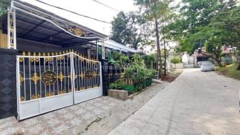 Dijual Cepat !! Rumah 2 lantai Ciomas Permai View depan danau Persis dan Gunung