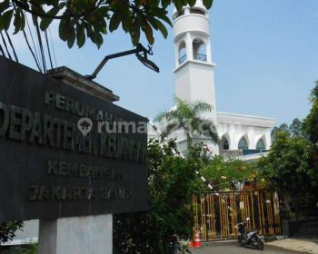 Rumah Lingkungan Aman Nyaman Teduh Di Komplek Keuangan Kembangan