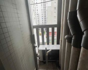disewa 2 kamar apartemen view kolam renang!!!