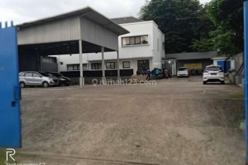 Dijual Rumah Kantor Lengkap Dengan Workshop