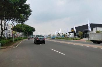 Ruko Alicante, hadap jalan raya, lokasi strategis di kawasan business center