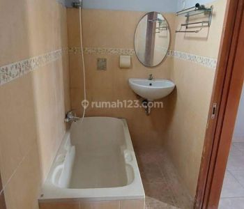 Disewakan Rumah di Antapani 2 Lantai SHM Bagus