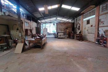 Jual Gudang Dakota Gunung Batu
300m dari tol Pasteur 
100m dari Borma