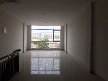 Disewakan segera ruko golf island boulevard termurah