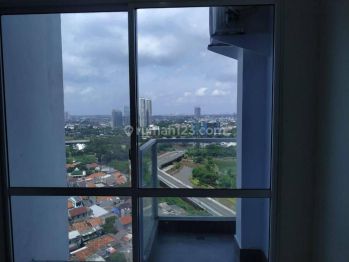 Sewa  Apartemen bagus Semi Furnished dan minimalis