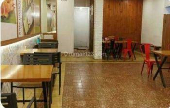 Ruko di Jalan Dago  mainroad