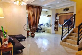 Dijual Rumah 3 Lantai Hadap Northwest Di Kelapa Gading Jakut