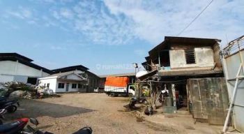 Gudang Bagus Luas Di Jalan Raya Perancis Dadap