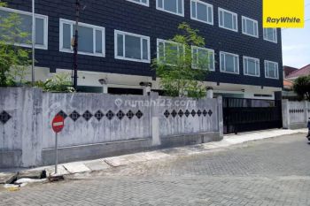 Dijual Rumah Usaha Strategis di Putat Indah Timur Surabaya